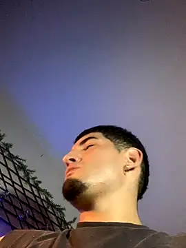 Snapshot of Ian_kai chatting on October 11, 2025, 2:12 am Ian kai online show from October 11, 2025, 2:12 am