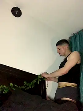 Snapshot of Ian_kai chatting on September 17, 2025, 4:36 am Ian kai online show from September 17, 2025, 4:36 am