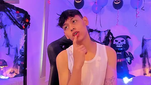 zeus blaze online show from November 1, 2025, 8:03 pm