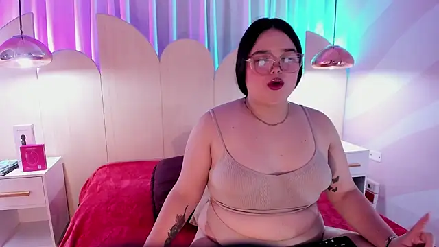 Lushi Love online show from November 9, 2025, 10:36 pm