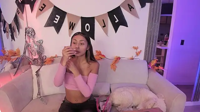 spicy angels  online show from October 12, 2025, 3:30 am