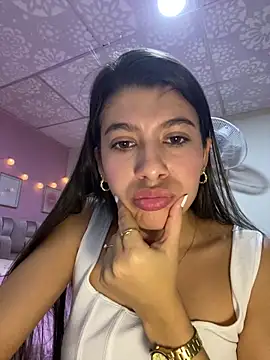 Snapshot of Lenapink19 chatting on November 4, 2025, 12:14 am Lenapink19 online show from November 4, 2025, 12:14 am