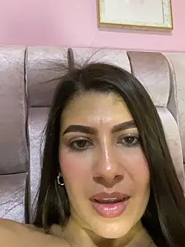 Snapshot of Lenapink19 chatting on October 3, 2025, 5:53 am Lenapink19 online show from October 3, 2025, 5:53 am