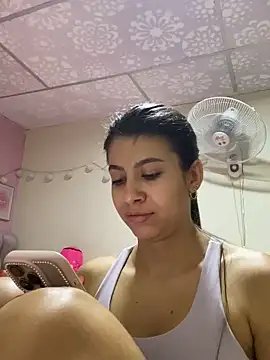 Snapshot of Lenapink19 chatting on September 30, 2025, 7:31 pm Lenapink19 online show from September 30, 2025, 7:31 pm