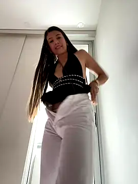 Snapshot of Lenapink19 chatting on October 30, 2025, 8:50 pm Lenapink19 online show from October 30, 2025, 8:50 pm