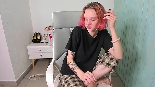 Snapshot of Elieiza_xo chatting on September 26, 2025, 3:35 am Elieiza xo online show from September 26, 2025, 3:35 am