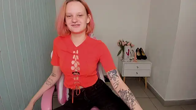 Snapshot of Elieiza_xo chatting on October 3, 2025, 6:48 am Elieiza xo online show from October 3, 2025, 6:48 am