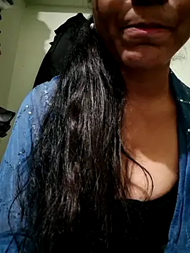 Snapshot of Telugu___Sexygirl___Naidu chatting on October 24, 2025, 9:19 am Telugu   Sexygirl   Naidu online show from October 24, 2025, 9:19 am