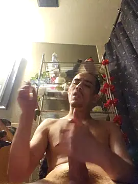 maxd420 online show from September 18, 2025, 5:10 am