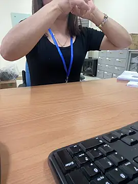 -NhaKy22 online show from April 16, 2026, 1:06 am