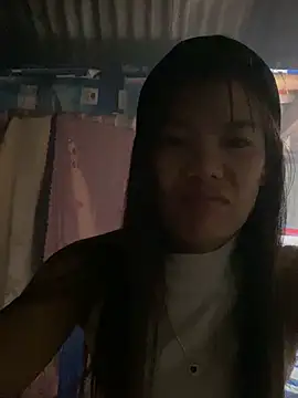 PhanHaa online show from November 12, 2025, 12:48 am