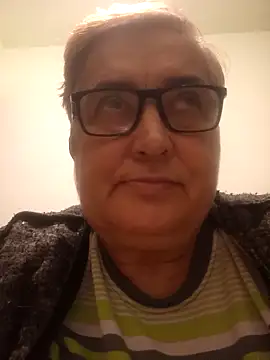 Sonya51561 online show from November 13, 2025, 5:39 pm