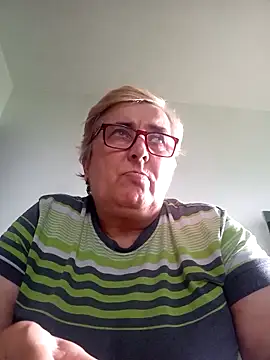 Snapshot of Sonya51561 chatting on October 6, 2025, 2:29 pm Sonya51561 online show from October 6, 2025, 2:29 pm