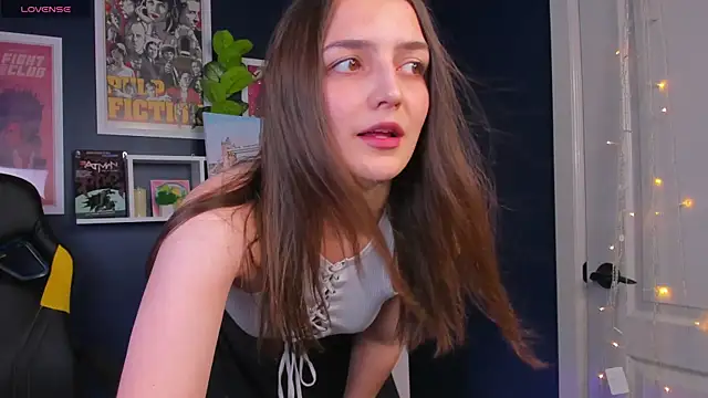 Snapshot of Ann_Perry chatting on October 18, 2025, 2:02 am Ann Perry online show from October 18, 2025, 2:02 am