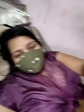 Riya hot12 online show from October 4, 2025, 5:25 pm