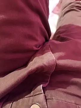 Snapshot of Alimbaby chatting on October 3, 2025, 11:45 am Alimbaby online show from October 3, 2025, 11:45 am