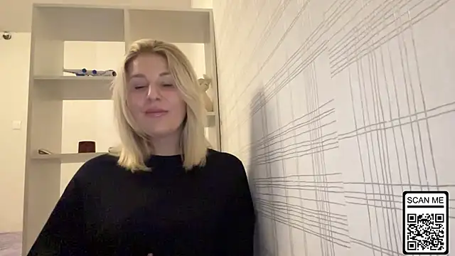 Snapshot of Blondie_xoxoxo chatting on October 26, 2025, 2:50 pm Blondie xoxoxo online show from October 26, 2025, 2:50 pm