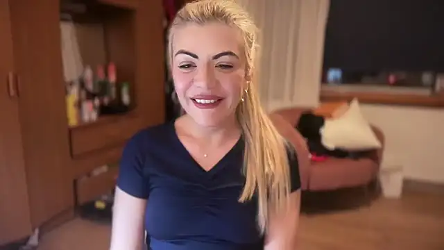 princess17 online show from October 4, 2025, 9:27 pm