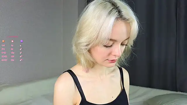 Snapshot of ShizukaBlanche chatting on October 30, 2025, 3:05 am ShizukaBlanche online show from October 30, 2025, 3:05 am