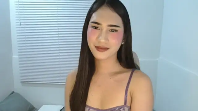 Snapshot of thekiannahvixen chatting on October 9, 2025, 5:35 pm thekiannahvixen online show from October 9, 2025, 5:35 pm