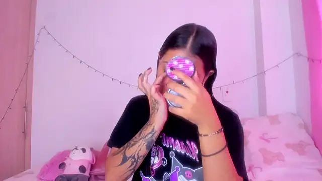 Snapshot of Abby_roussee chatting on November 1, 2025, 1:38 pm Abby roussee online show from November 1, 2025, 1:38 pm