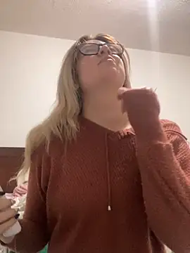 Blair Bunnyy online show from November 16, 2025, 6:51 am