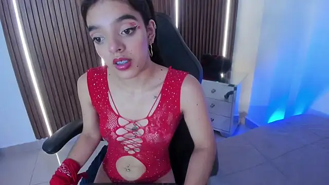 Sophia Blazee online show from September 20, 2025, 6:46 pm