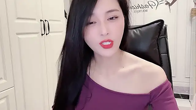 Snapshot of Ianxuan chatting on October 4, 2025, 1:23 pm Ianxuan online show from October 4, 2025, 1:23 pm