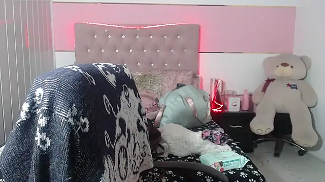 patty squirt  online show from February 25, 2025, 3:09 am