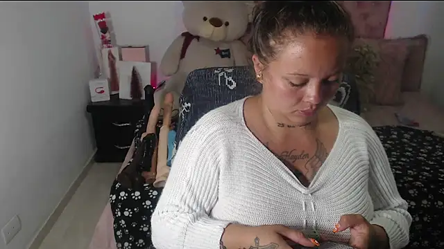 Snapshot of patty_squirt_ chatting on October 1, 2025, 2:38 am patty squirt  online show from October 1, 2025, 2:38 am