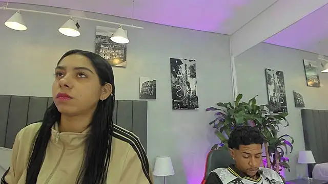 Snapshot of violet_and_myers chatting on October 26, 2025, 1:44 pm violet and myers online show from October 26, 2025, 1:44 pm