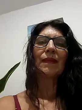 Snapshot of swity_foster chatting on October 7, 2025, 9:10 am swity foster online show from October 7, 2025, 9:10 am