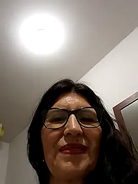 Snapshot of swity_foster chatting on September 19, 2025, 9:13 am swity foster online show from September 19, 2025, 9:13 am