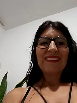 Snapshot of swity_foster chatting on September 27, 2025, 9:37 am swity foster online show from September 27, 2025, 9:37 am