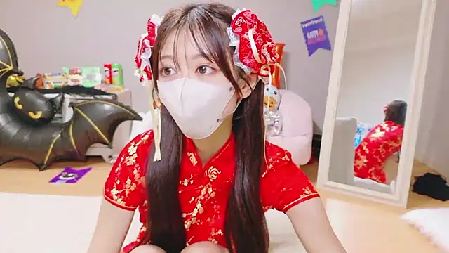 Snapshot of Yuna-ch chatting on October 26, 2025, 6:14 am Yuna-ch online show from October 26, 2025, 6:14 am