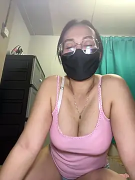 melyiaaa online show from March 27, 2026, 3:02 pm