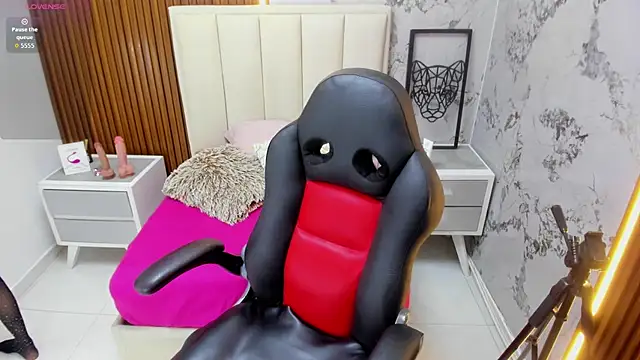 Snapshot of BRIHANACONOR chatting on September 26, 2025, 12:23 pm BRIHANACONOR online show from September 26, 2025, 12:23 pm