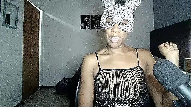 Janice-Erotica online show from September 17, 2025, 7:27 pm