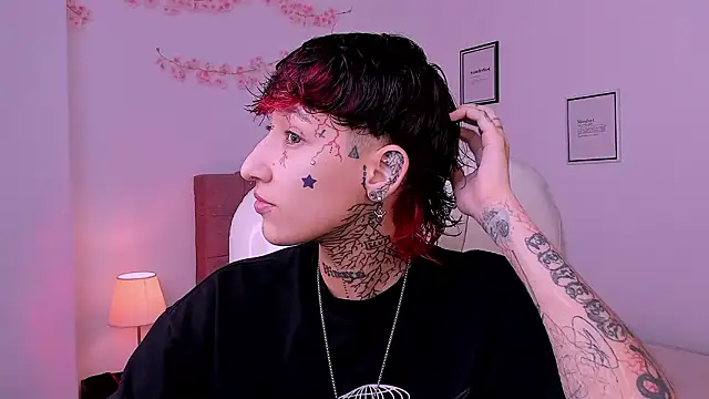 Luci Rose online show from March 13, 2026, 6:35 pm