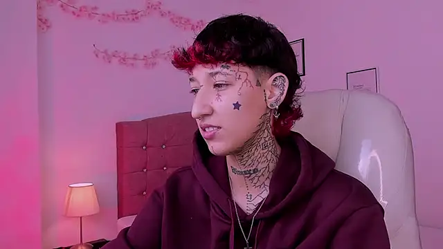 Luci Rose online show from March 6, 2026, 12:55 pm