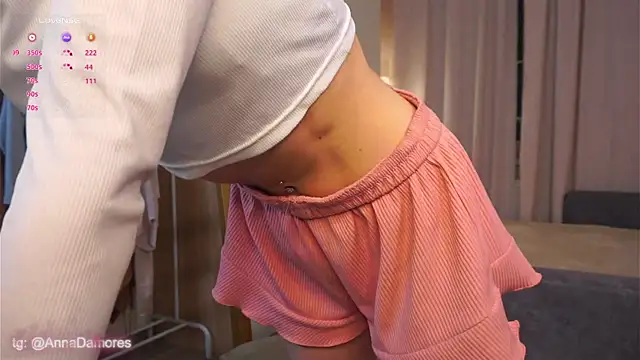 RenateRansone online show from February 15, 2026, 7:02 pm