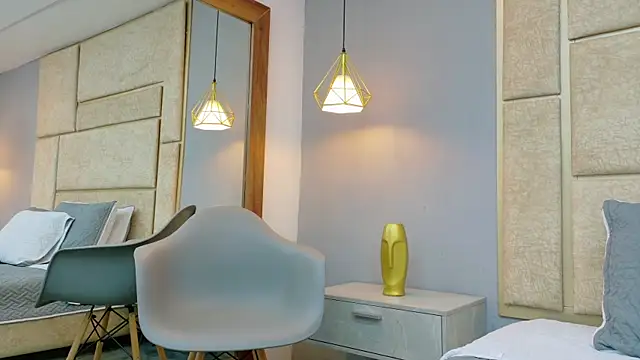 Snapshot of Ashley_HotGirl chatting on October 1, 2025, 2:10 pm Ashley HotGirl online show from October 1, 2025, 2:10 pm