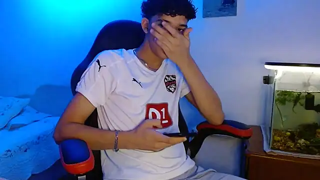 Xtremeplay 18 online show from October 16, 2025, 7:55 pm