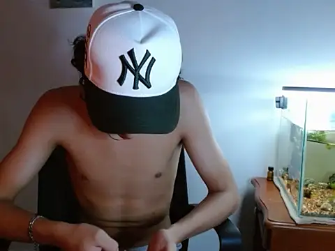 Xtremeplay 18 online show from September 26, 2025, 8:16 pm