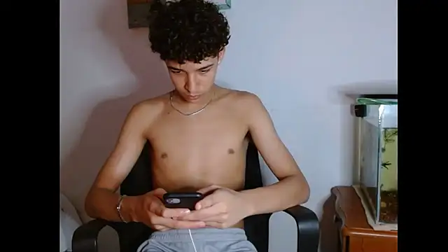 Xtremeplay 18 online show from October 3, 2025, 10:00 pm