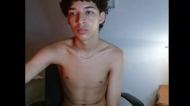 Xtremeplay 18 online show from October 4, 2025, 9:38 pm