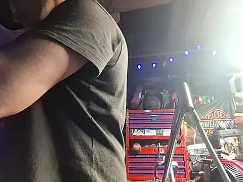 twistafatpipe online show from March 22, 2026, 12:47 am