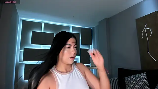 NataliaGaret online show from April 8, 2026, 10:06 am