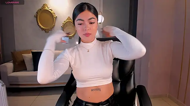 Snapshot of NataliaGaret chatting on October 11, 2025, 3:29 am NataliaGaret online show from October 11, 2025, 3:29 am