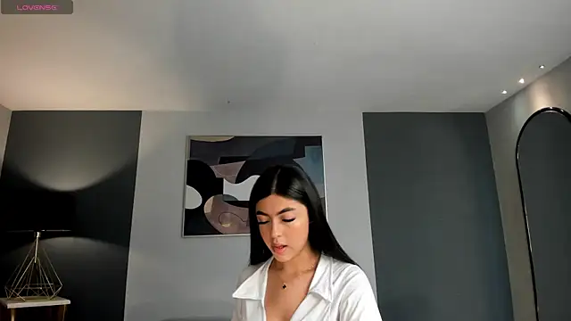 Snapshot of NataliaGaret chatting on September 21, 2025, 11:43 pm NataliaGaret online show from September 21, 2025, 11:43 pm